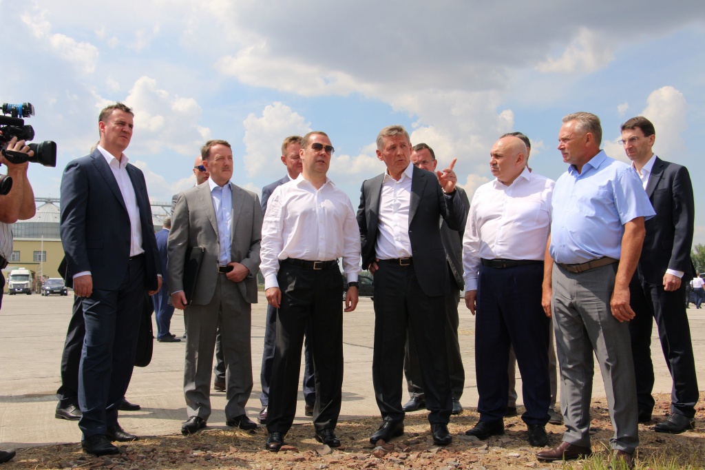 Д.А. Медведев посетил предприятия ГК "Агропромкомплектация"